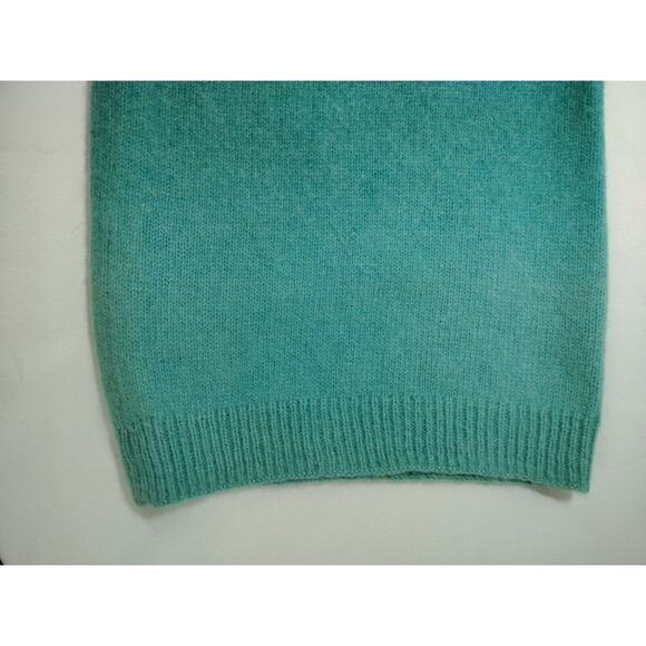 H&M Women's Angora & Wool Green Ombre Infinity Scarf. - Picture 4 of 11